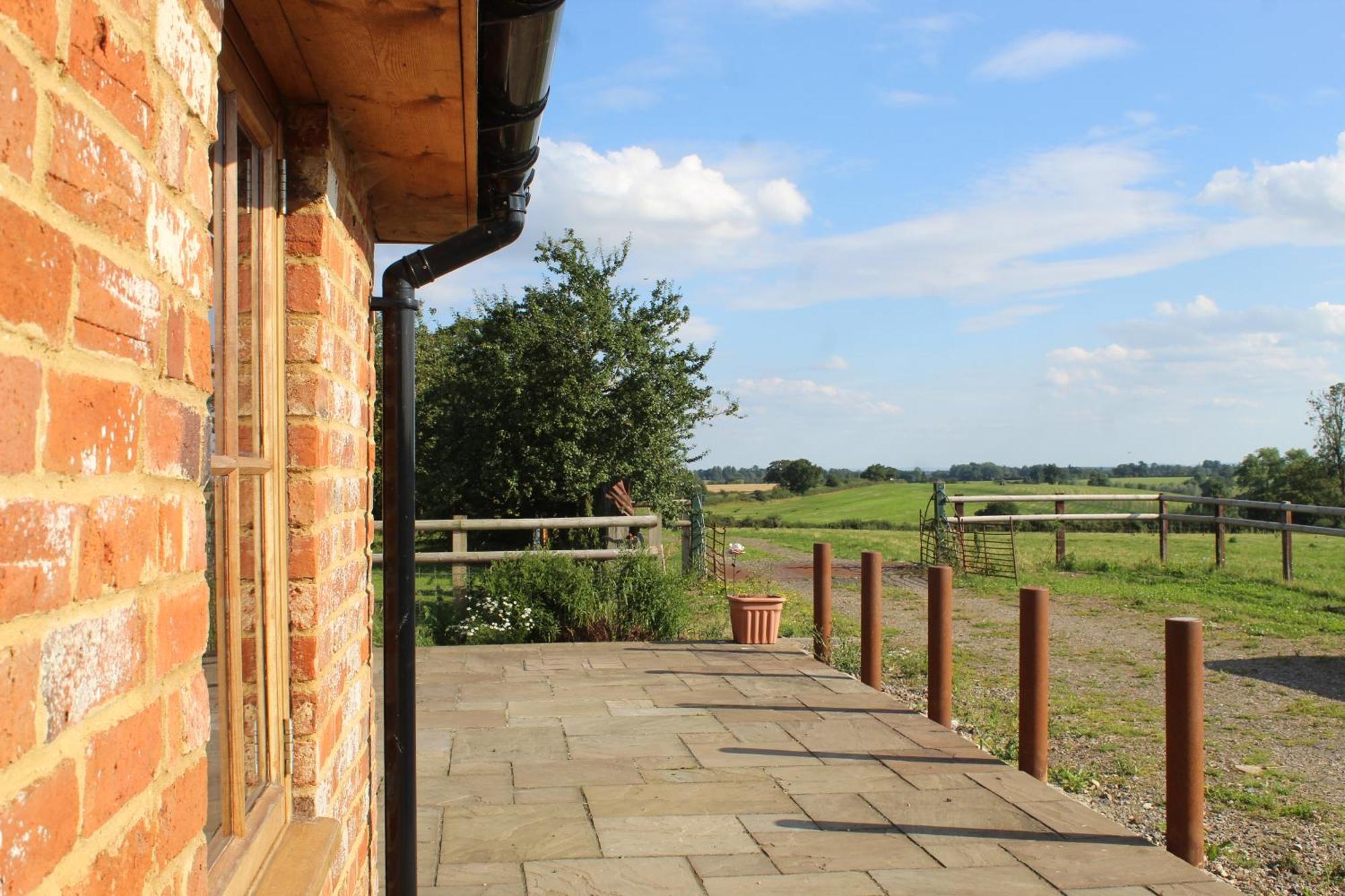 Parkfields Barns Self Catering Accommodation Buckingham Exterior photo