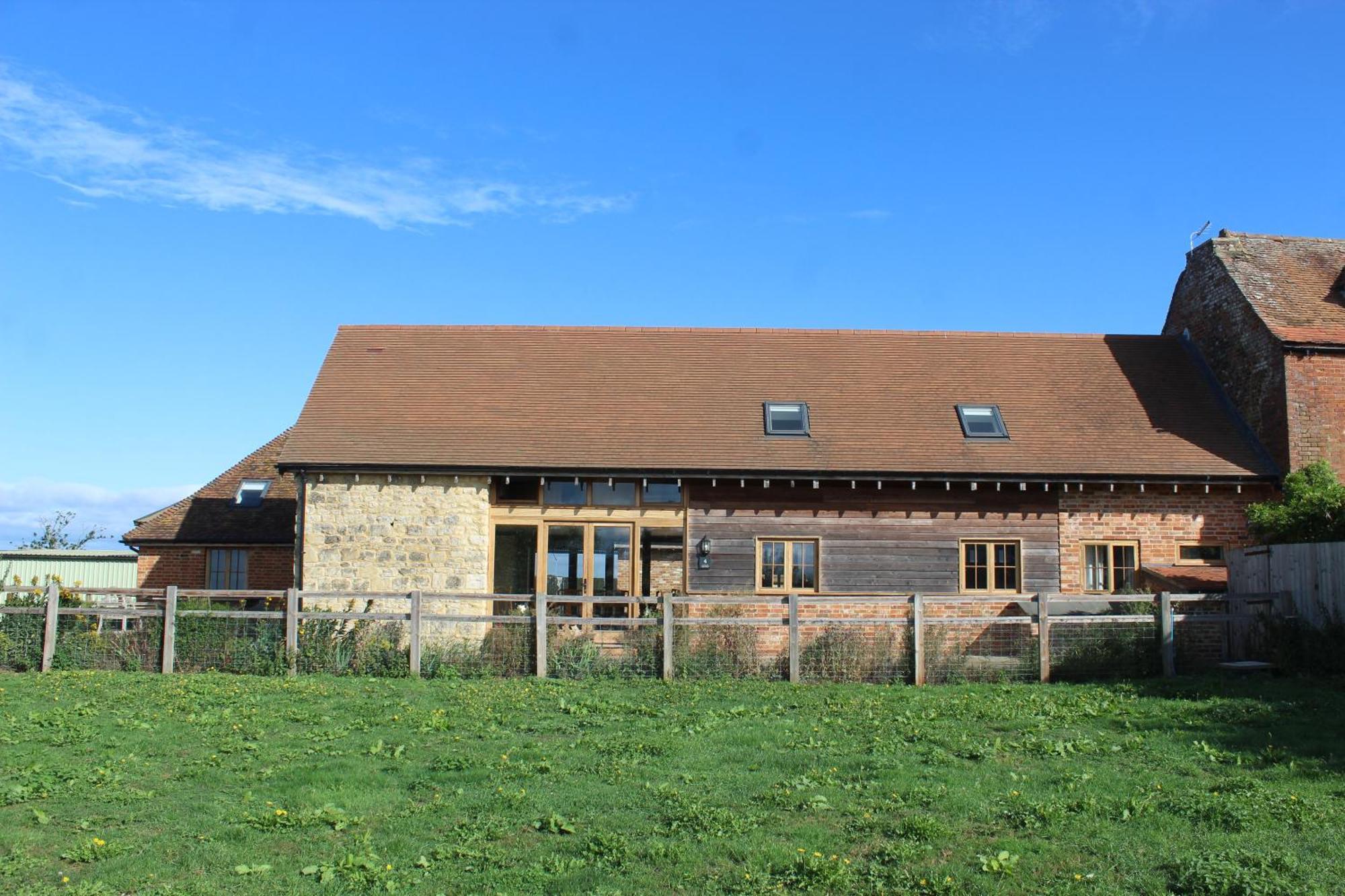 Parkfields Barns Self Catering Accommodation Buckingham Exterior photo