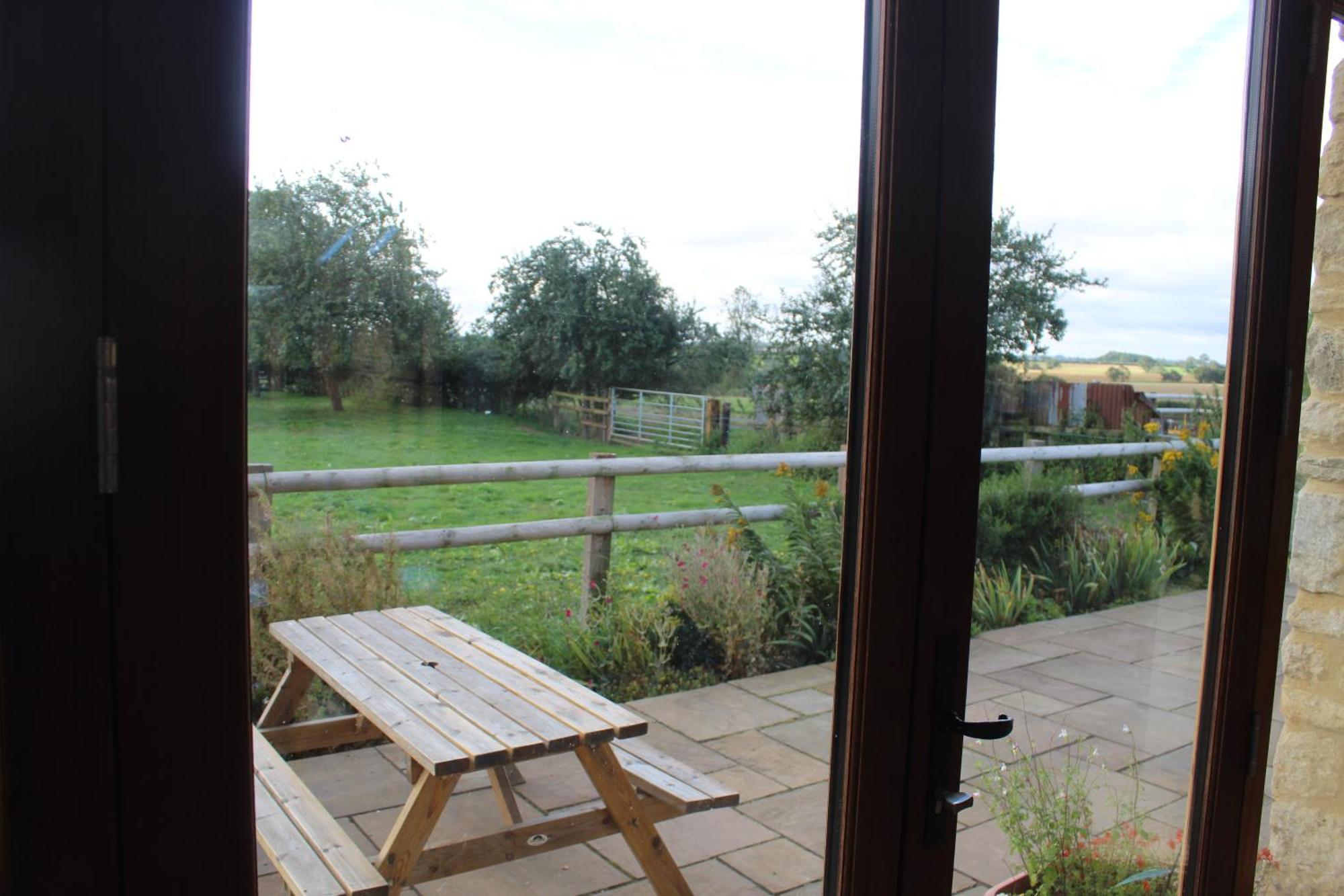 Parkfields Barns Self Catering Accommodation Buckingham Exterior photo